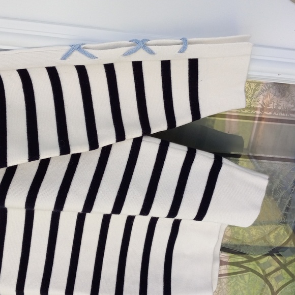 Yest Netherlands Size US 12/EUR 44 Strpied Sweater Embellished Sleeves Like New - Picture 3 of 8